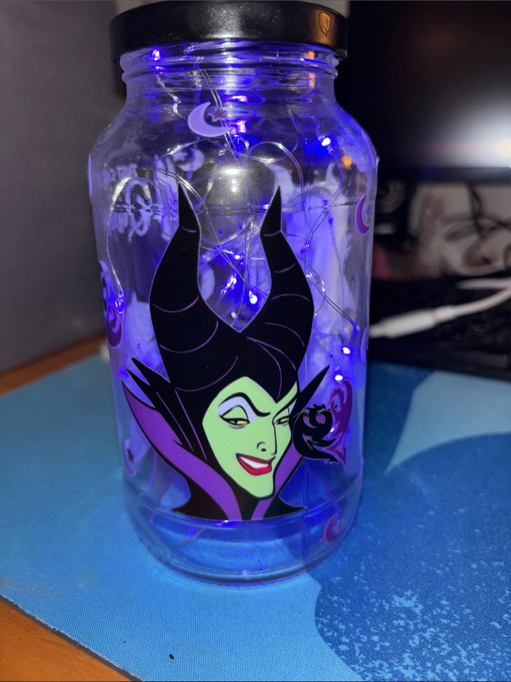 Handcrafted Dragon Lady Light-Up Jar ππ - Picture 3 of 5